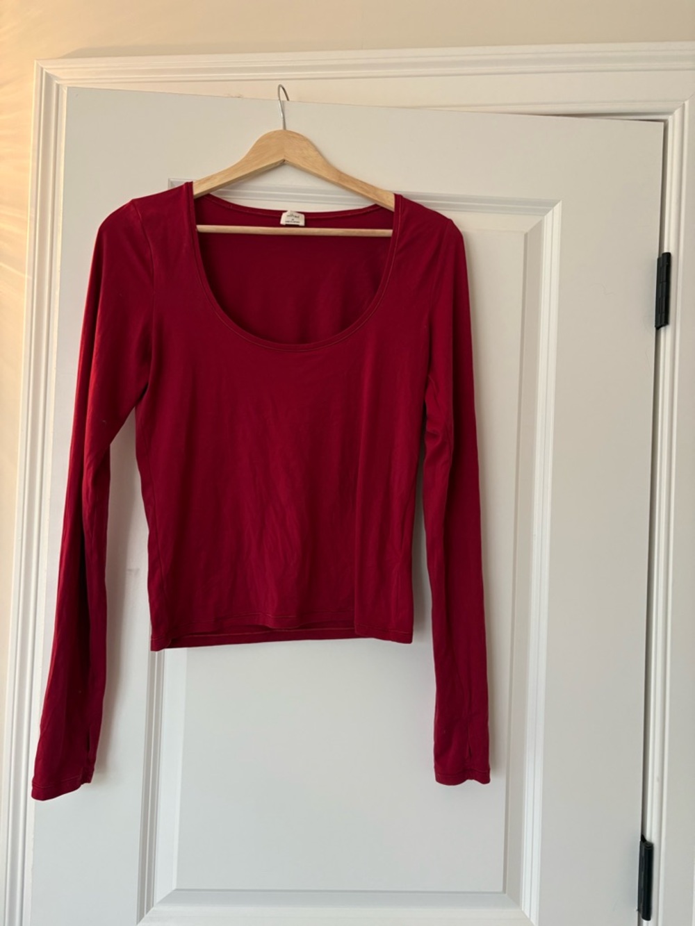 Aritzia Raspberry Stretch Knit Top